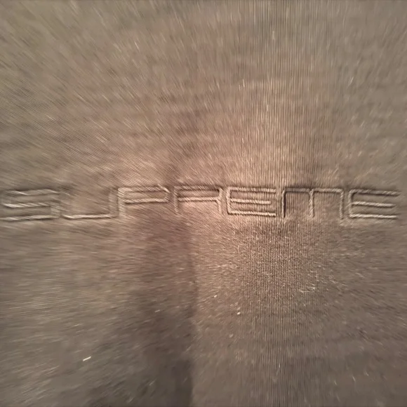 SUPREME CREW NECK SWEATER